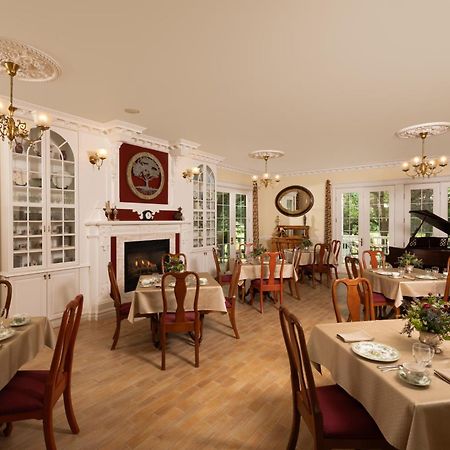 The Oakwood Inn Okoboji Buitenkant foto