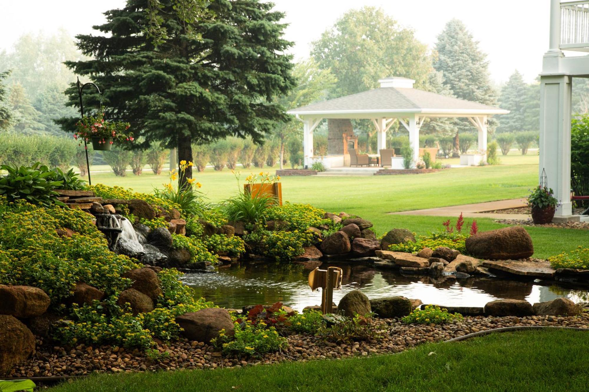 The Oakwood Inn Okoboji Buitenkant foto
