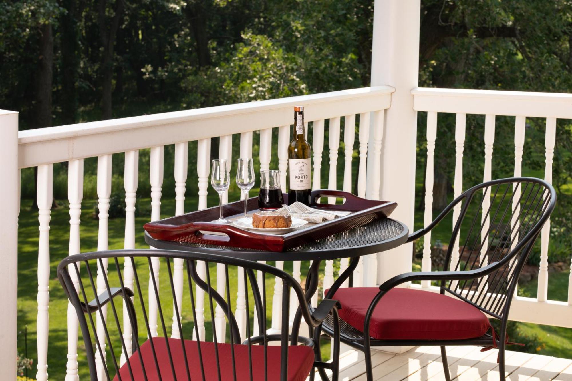 The Oakwood Inn Okoboji Buitenkant foto